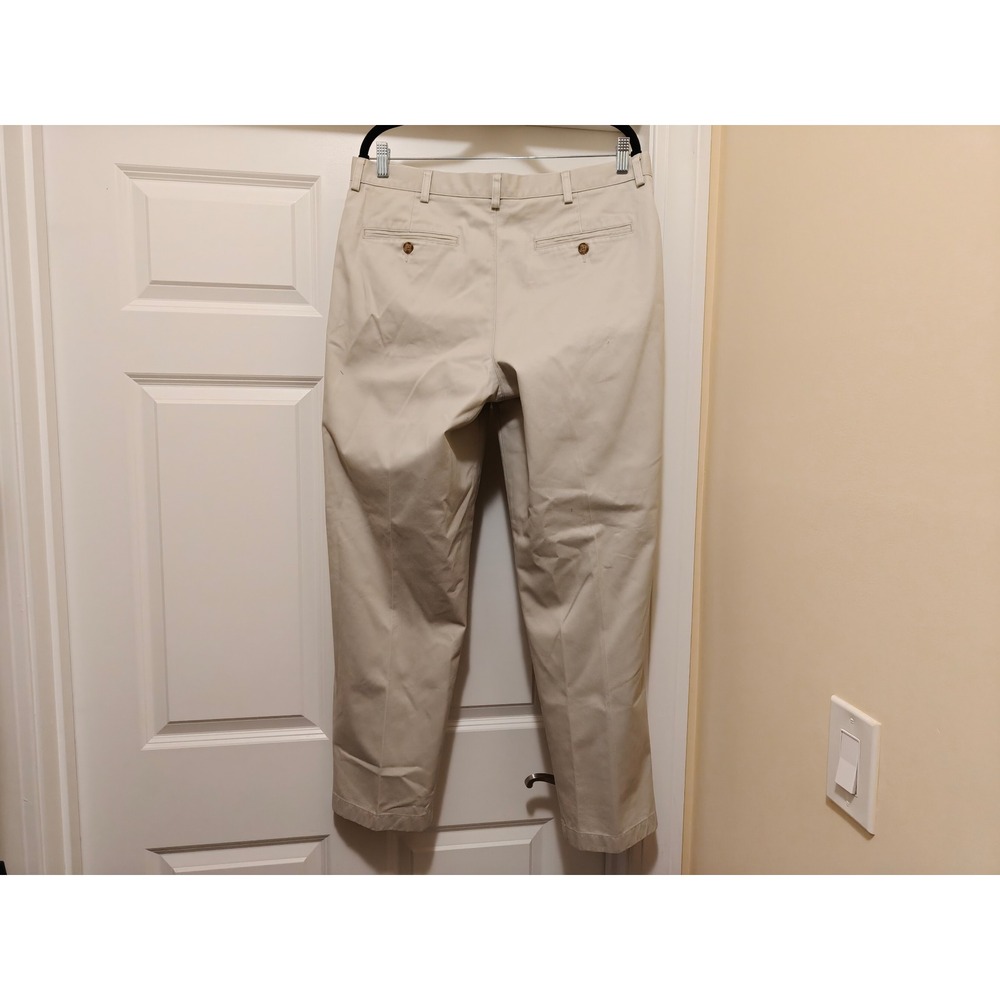 LL Bean Classic Fit Chino Pants Mens 35x30 Khaki Tan Cotton Twill 212330 - Picture 2 of 8